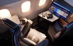 Boeing 787 da United com suítes privativas e telas 4K pode revolucionar voos premium para o Brasil